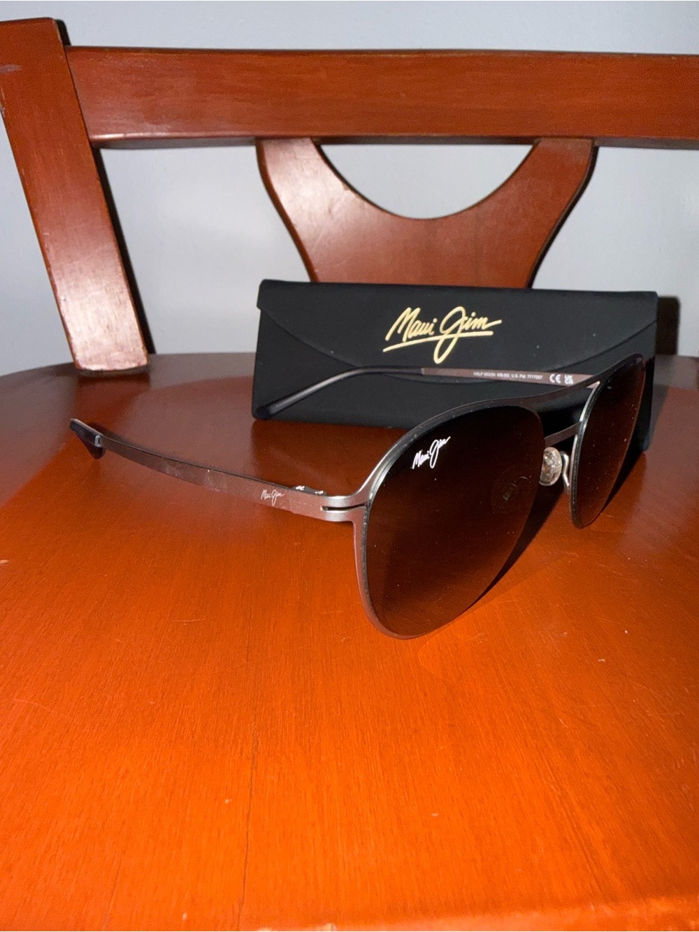 Maui Jim Half Moon MJ890-17 Polarized Sunglasses Titanium Grey w/ Case